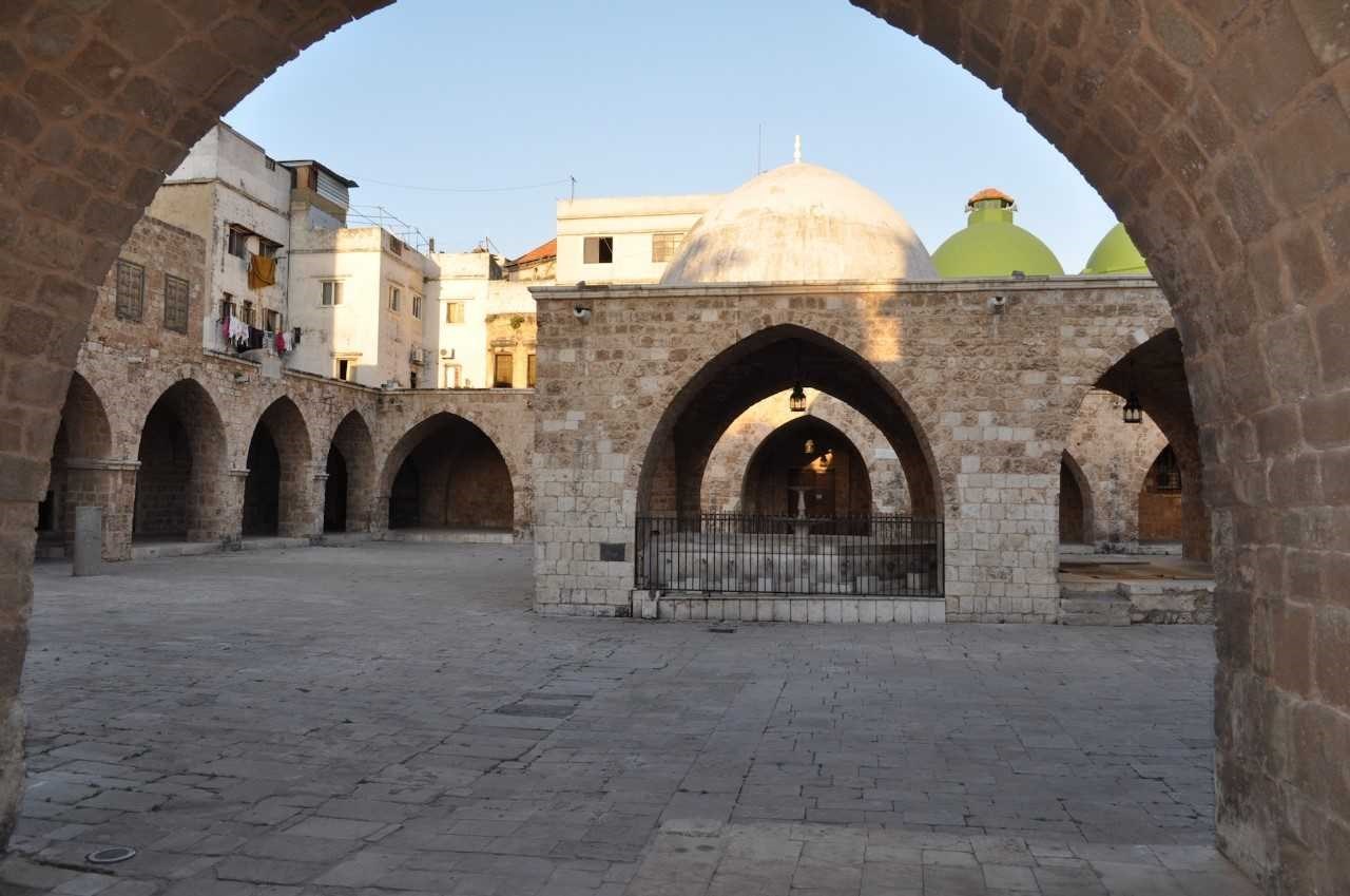 جامع المنصوري في طرابلس.. وقصة شعرات الرسول ﷺ
