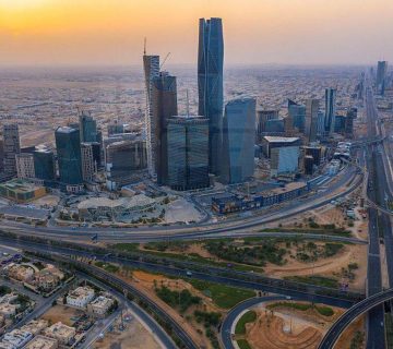 فرصة للشباب.. سافر إلى السعودية مع إقامة كاملة مجاناً