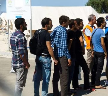 اللجوء إلى سويسرا الراتب والمميزات والعيوب