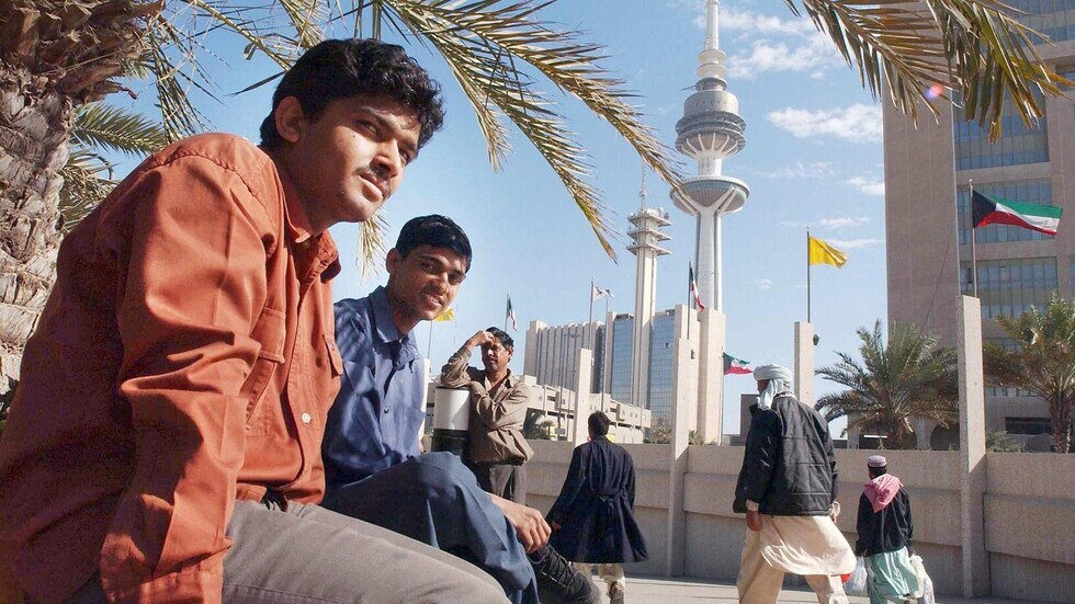 الأوراق المطلوبة لاستخراج تصريح عمل في الكويت