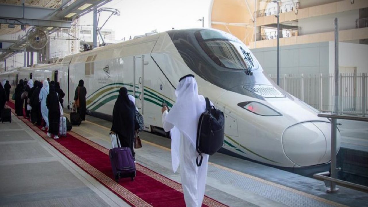 المسافة بين مكة والمدينة وأفضل وسيلة للسفر